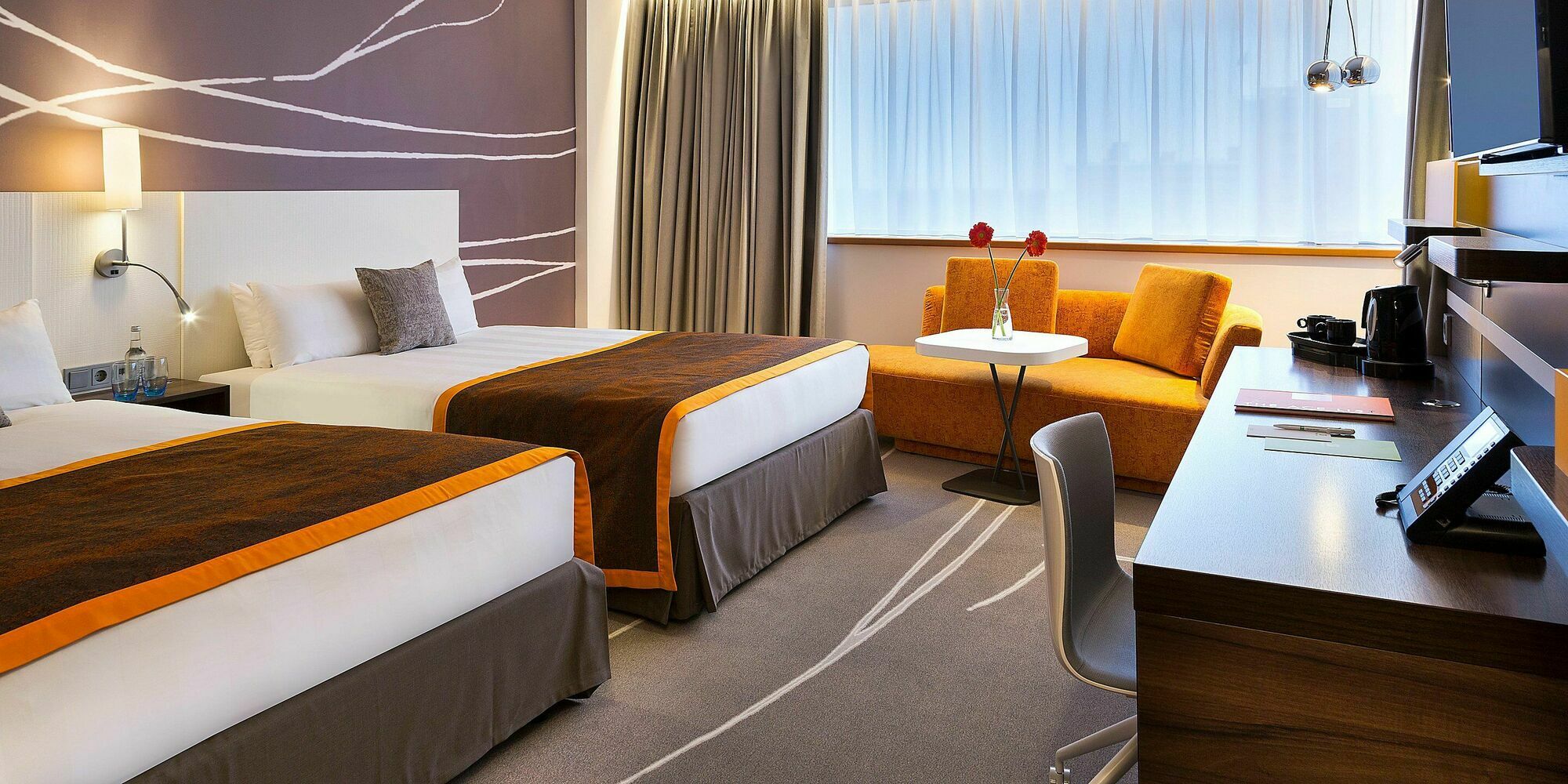 Holiday Inn Amsterdam Bilik gambar